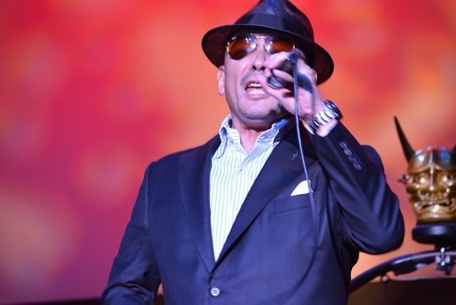 クレイジーケンバンドと山口智充がコラボ熱唱！（7枚目）