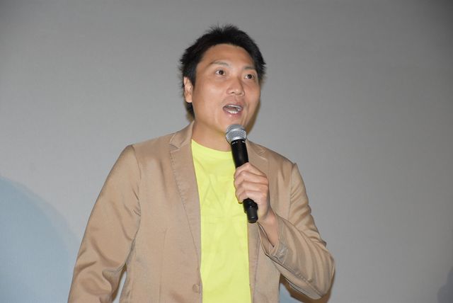 ドラえもん大好き芸人の高橋茂雄とスネ夫＆ジャイアン『映画ドラえもん　のび太の南極カチコチ大冒険』初日舞台あいさつフォトギャラリー（5枚目）