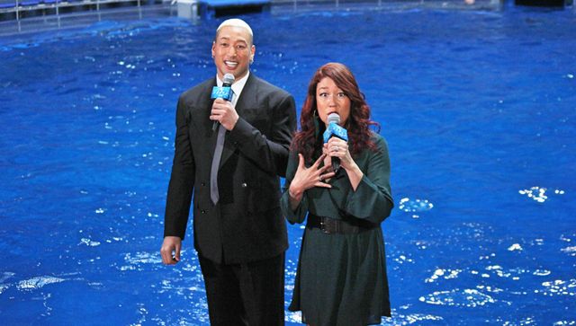 関口メンディー＆LiLiCo、イルカにメロメロ！映画『アクアマン』ジャパンプレミア（5枚目）