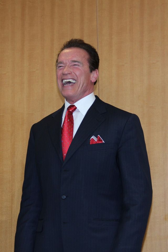 シュワちゃん、石原伸晃環境大臣と対談！フォトギャラリー（10枚目）