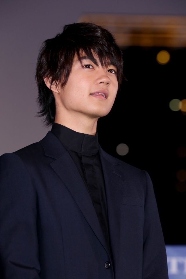 佐野勇斗、ドラマ撮影現場でママ女優たちにモテモテ？　横山めぐみが太鼓判　画像ギャラリー（2枚目）