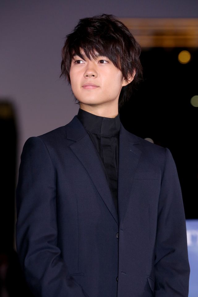 佐野勇斗、ドラマ撮影現場でママ女優たちにモテモテ？　横山めぐみが太鼓判　画像ギャラリー（6枚目）