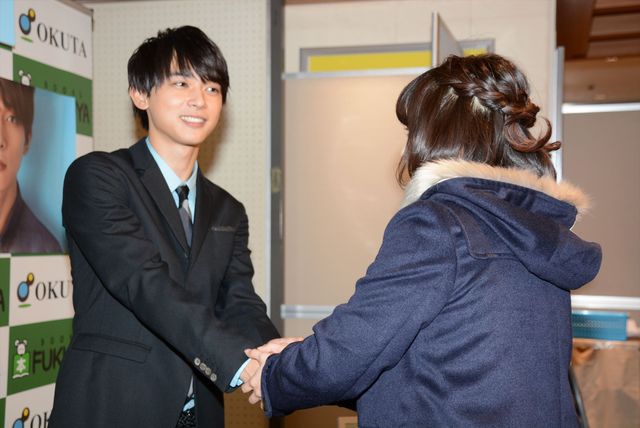 イケメン俳優・吉沢亮、21歳バースデーに「今年はモテたい！」宣言　画像ギャラリー（3枚目）