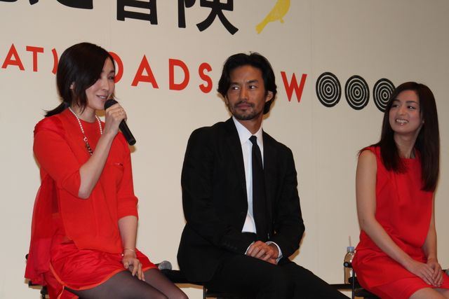 豪華女優陣が競演！竹野内豊主演『ニシノユキヒコの恋と冒険』完成報告会見（14枚目）