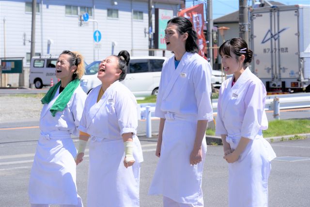 ドラマ「トーキョー製麺所」5人の目線の先には…第5話場面カット（3枚目）