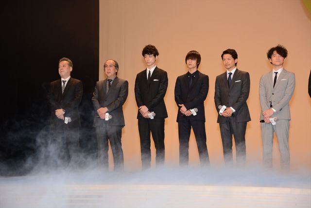 思わず笑みがこぼれる場面がいっぱい！映画『64－ロクヨン－前編』舞台あいさつフォトギャラリー（6枚目）