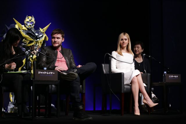 セクシーすぎる！来日中の『トランスフォーマー』新ヒロイン写真ギャラリー（2枚目）