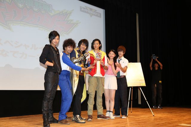 竜星涼らキョウリュウジャー、次回は運動会でファンと交流?!　画像ギャラリー（2枚目）