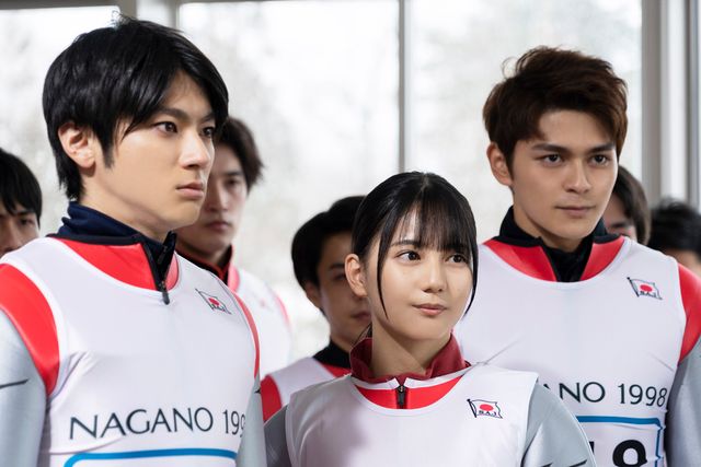 田中圭＆土屋太鳳が見つめ合う！映画『ヒノマルソウル～舞台裏の英雄たち～』場面カット（10枚目）