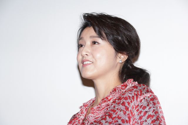 脚長っ！藤原紀香スラリと伸びた美脚！（6枚目）