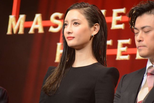 木村拓哉、長澤まさみら総勢17名登壇！映画『マスカレード・ホテル』完成披露試写会（2枚目）