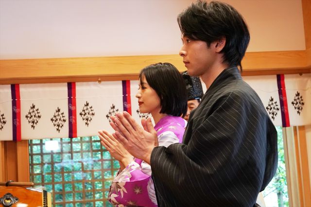 中村倫也＆石橋静河、神社でヒット祈願！（8枚目）
