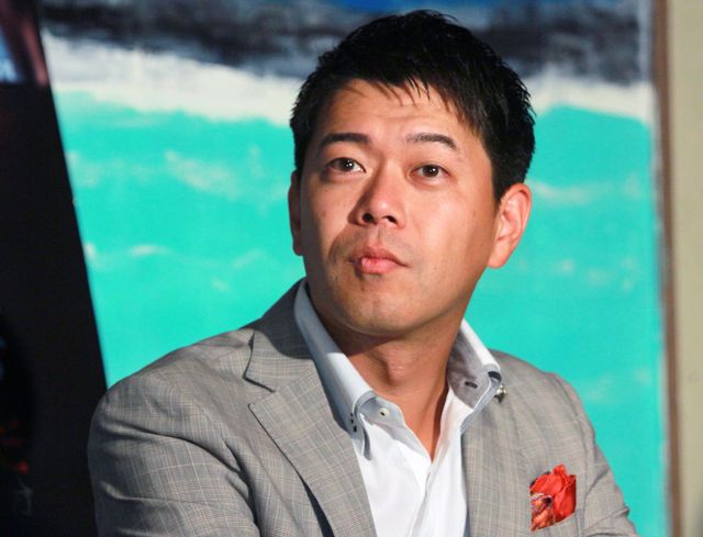 自虐ネタで笑いを誘った元フジ長谷川豊アナ＆金慶珠（社会言語学者）トークショー写真ギャラリー（5枚目）