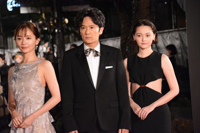 稲垣吾郎、手を振る姿がステキ！TIFFレッドカーペットに登場（7枚目）