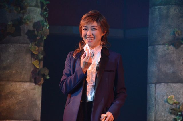 山本裕典、佐藤永典、原嶋元久、平野良らが女装！舞台「夜の姉妹」場面写真ギャラリー（3枚目）