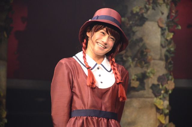 山本裕典、佐藤永典、原嶋元久、平野良らが女装！舞台「夜の姉妹」場面写真ギャラリー（10枚目）