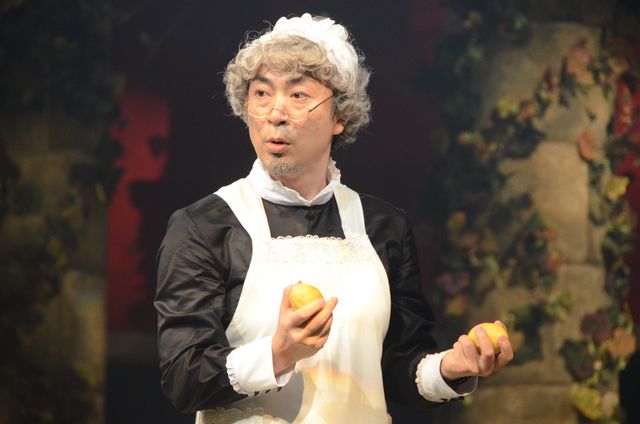 山本裕典、佐藤永典、原嶋元久、平野良らが女装！舞台「夜の姉妹」場面写真ギャラリー（18枚目）