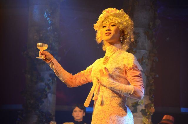 山本裕典、佐藤永典、原嶋元久、平野良らが女装！舞台「夜の姉妹」場面写真ギャラリー（22枚目）