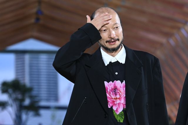 二宮和也、約650人に囲まれファンサービス！小松菜奈らと『8番出口』国内初イベント（17枚目）