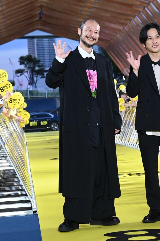 二宮和也、約650人に囲まれファンサービス！小松菜奈らと『8番出口』国内初イベント（33枚目）