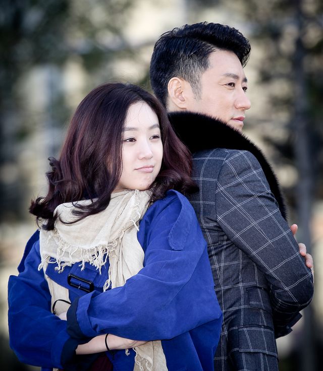 「ドラマの帝王」キム・ミョンミン＆チョン・リョウォン、撮影現場を公開＜韓国JPICTURES＞（2枚目）