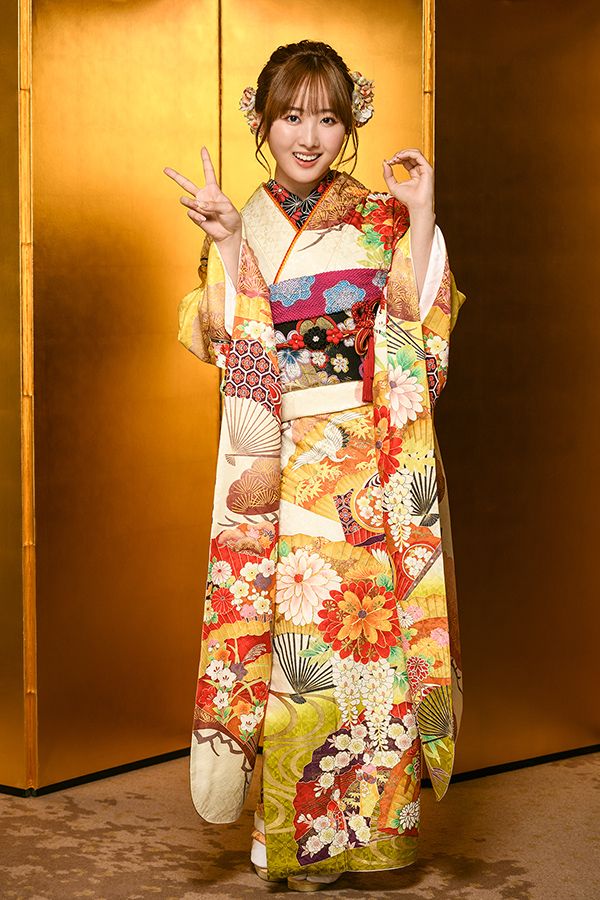 本田望結、20歳の振袖姿（4枚目）