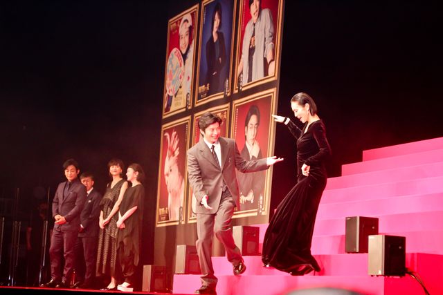 田中圭＆中谷美紀ら登壇！『総理の夫』完成披露試写会（15枚目）