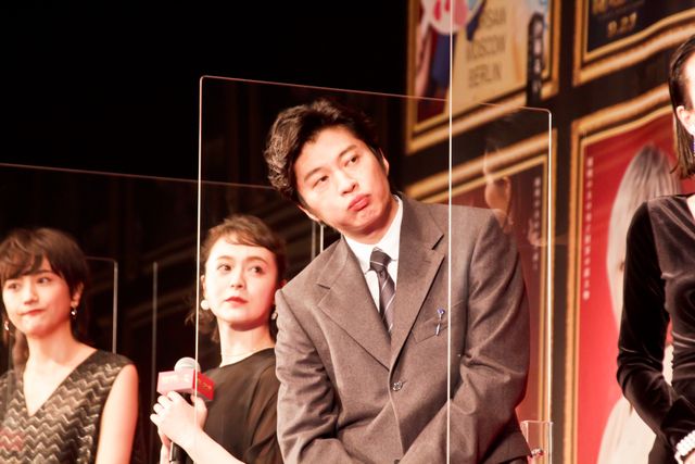 田中圭＆中谷美紀ら登壇！『総理の夫』完成披露試写会（25枚目）