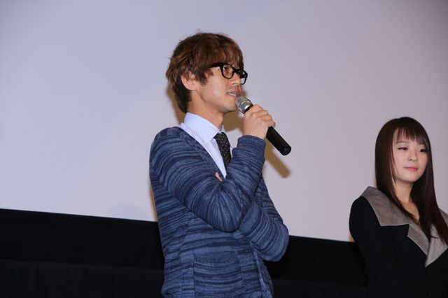 染谷将太＆北乃きい、おっとり女優猫にメロメロ！映画『先生と迷い猫』初日舞台あいさつフォトギャラリー！（15枚目）