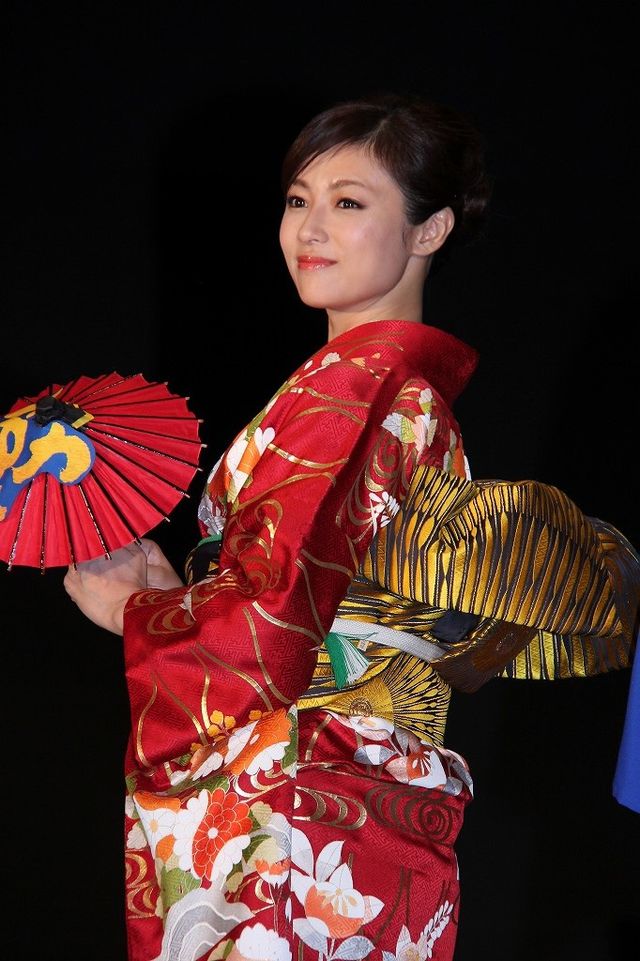 深キョン、着物姿で魅了！フォトギャラリー（2枚目）