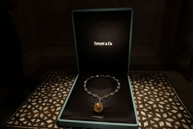 華麗なファッションにも注目！『ナイル殺人事件』場面写真（3枚目）