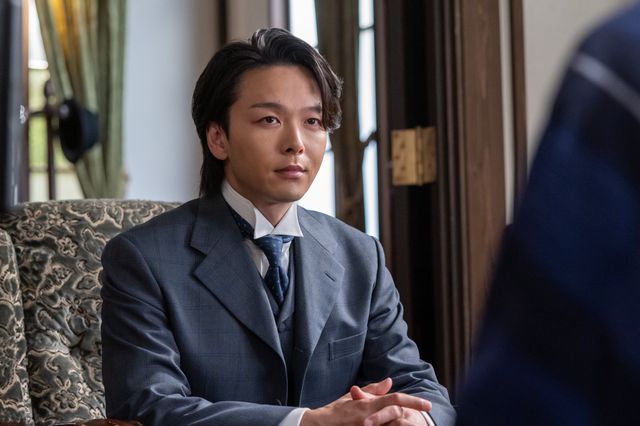 【画像6枚】朝ドラ「風、薫る」柳生（中村倫也）が話を聞いて…第113回場面写真：フォトギャラリー