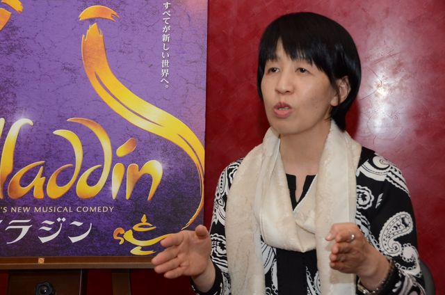 「アナ雪」旋風を巻き起こした名訳詞家が手がける　ミュージカル「アラジン」の魅力は徹底したエンタテインメントと語る　画像ギャラリー：フォトギャラリー