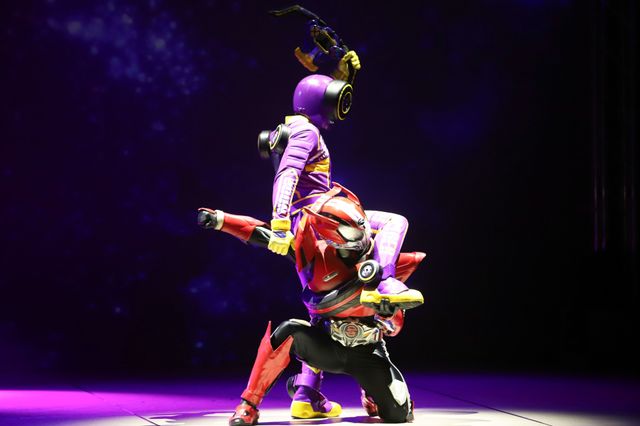仮面ライダードライブとブンバイオレットが相対す!Gロッソ「ブンブンジャーショー」第2弾ゲネプロ:フォトギャラリー
