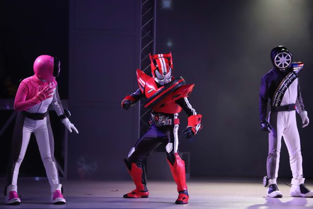 仮面ライダードライブとブンバイオレットが相対す！Gロッソ「ブンブンジャーショー」第2弾ゲネプロ（5枚目）