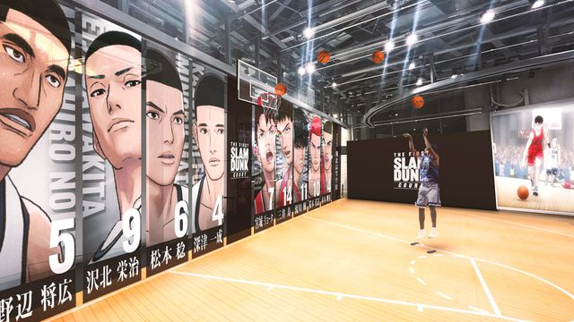 イベントスペースの様子！「THE FIRST SLAM DUNK “COURT”」より（2枚目）