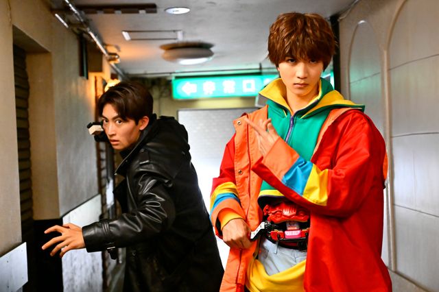 ガヴ、絆斗の前で変身解除…「仮面ライダーガヴ」第12話場面カット（5枚目）
