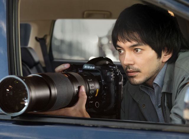 人間の姿で日常に紛れ込んだXとは…上野樹里、7年ぶり主演映画『隣人X 疑惑の彼女』場面写真（2枚目）