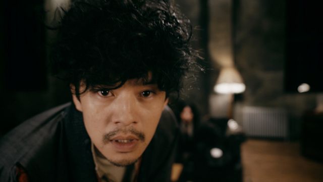 池松壮亮、月城かなと、ヤン・イクチュンら「横溝正史短編集IV　悪魔の降誕祭」場面写真（2枚目）