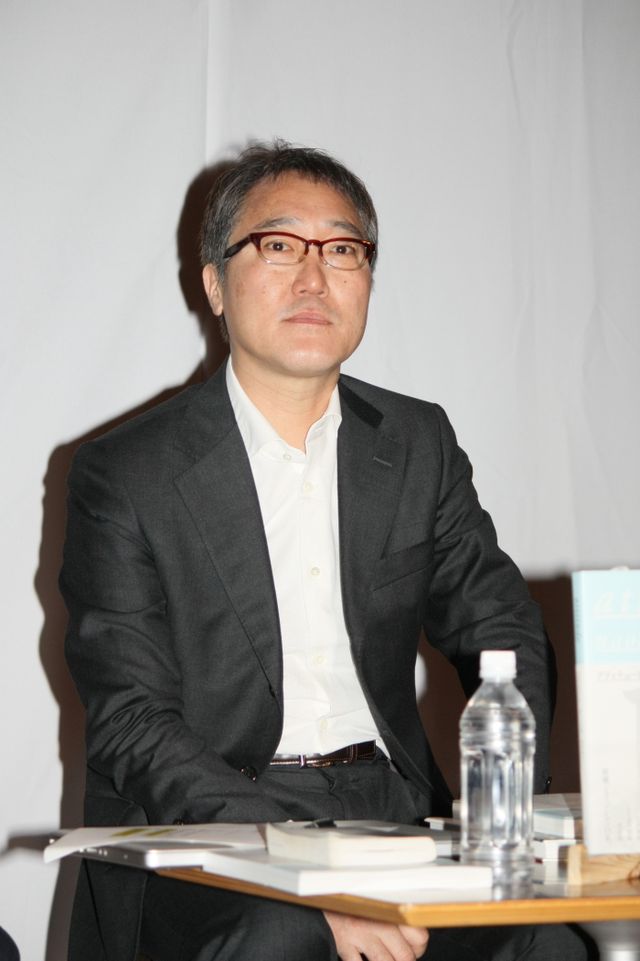 写真集「attitude」出版記念トークショーギャラリー：フォトギャラリー