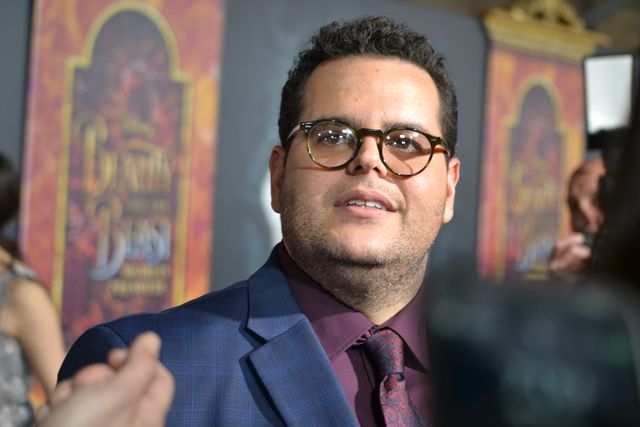 エマ・ワトソン、胸元も背中もばっくり！『美女と野獣』ワールドプレミア写真ギャラリー（9枚目）