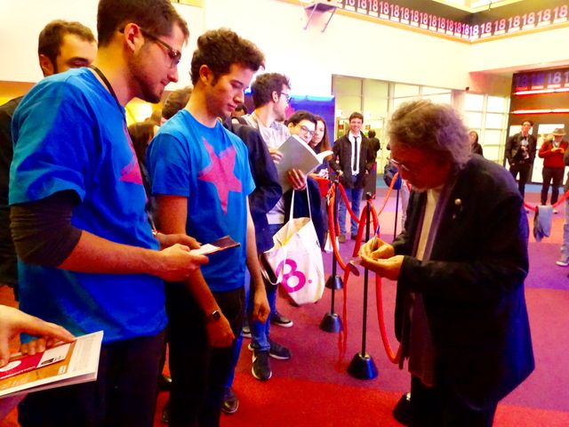 大林宣彦監督、イタリアでファンに囲まれる！第18回ウディネ・ファーイースト映画祭フォトギャラリー（2枚目）