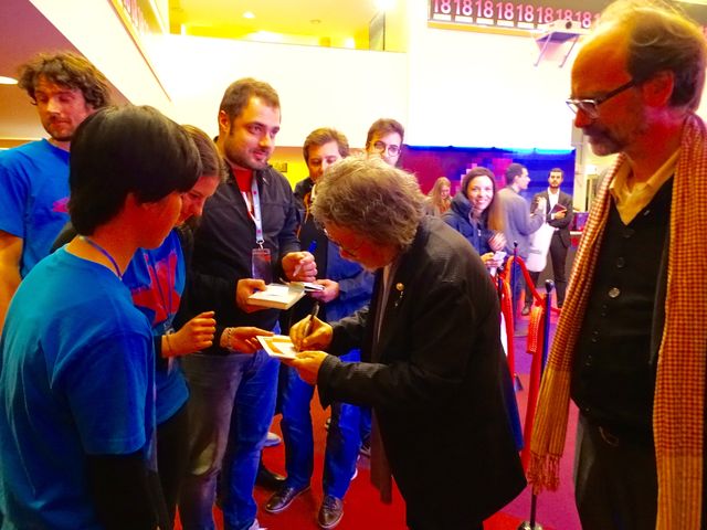 大林宣彦監督、イタリアでファンに囲まれる！第18回ウディネ・ファーイースト映画祭フォトギャラリー（3枚目）