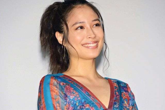広瀬アリス、撮影現場の村上虹郎は「怖かった」　リリー・フランキーは時間を間違えて遅刻：フォトギャラリー