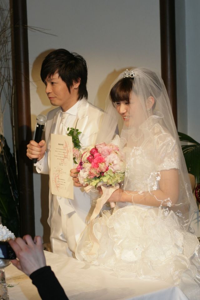 奥様＆娘さんの写真も！-ニブンノゴ！森本英樹結婚式フォトギャラリー（11枚目）