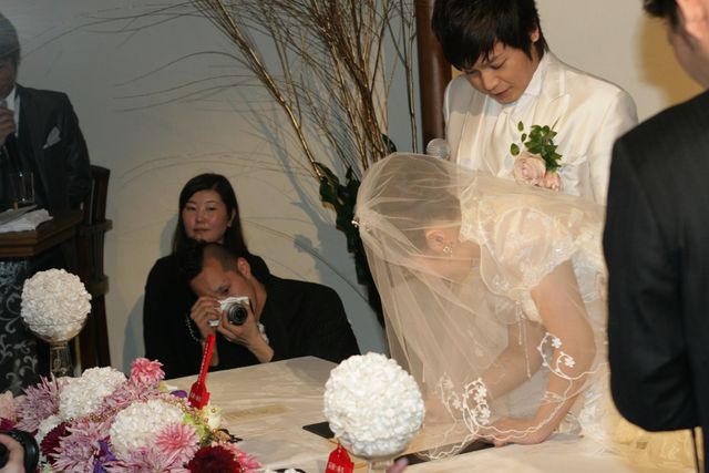 奥様＆娘さんの写真も！-ニブンノゴ！森本英樹結婚式フォトギャラリー（17枚目）