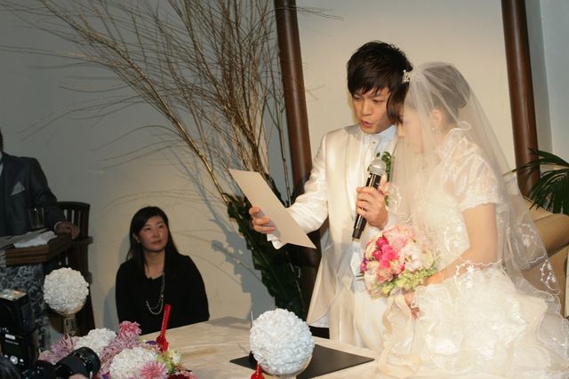 奥様＆娘さんの写真も！-ニブンノゴ！森本英樹結婚式フォトギャラリー（19枚目）