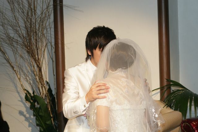 奥様＆娘さんの写真も！-ニブンノゴ！森本英樹結婚式フォトギャラリー（20枚目）
