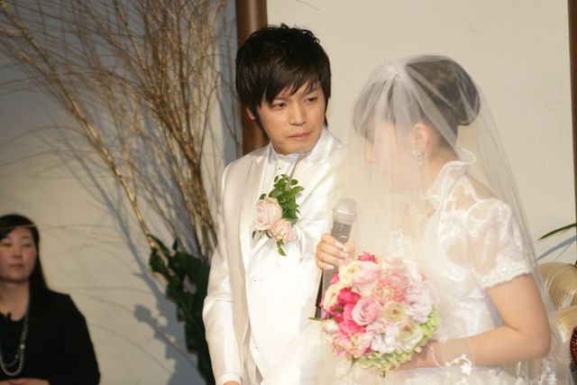 奥様＆娘さんの写真も！-ニブンノゴ！森本英樹結婚式フォトギャラリー（22枚目）