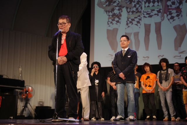 「第5回したまちコメディ映画祭in台東」、コメディ栄誉賞に！　71歳、仲本工事は授賞式で側転を披露！　画像ギャラリー（5枚目）